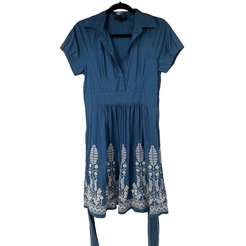 BCBG Maxazria Blue White Embroidered Detail‎ Dress with Belt